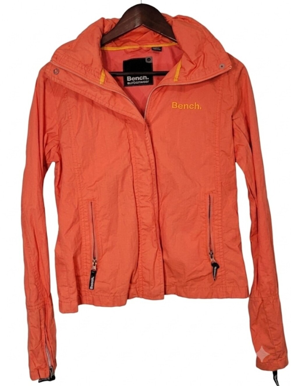 Bench jacket
